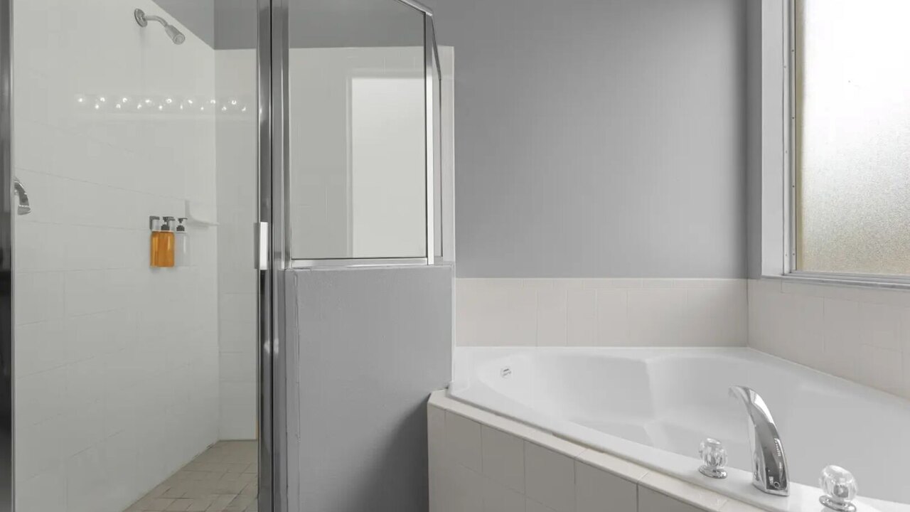 8503 Themed 7BD Villa- Game room/ Pool&spa - Image 27