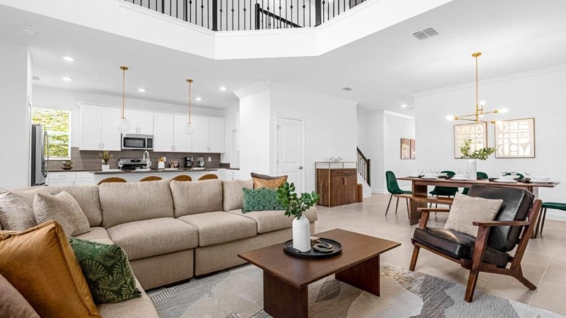 8901-M-5-Champions Gate - Image 3