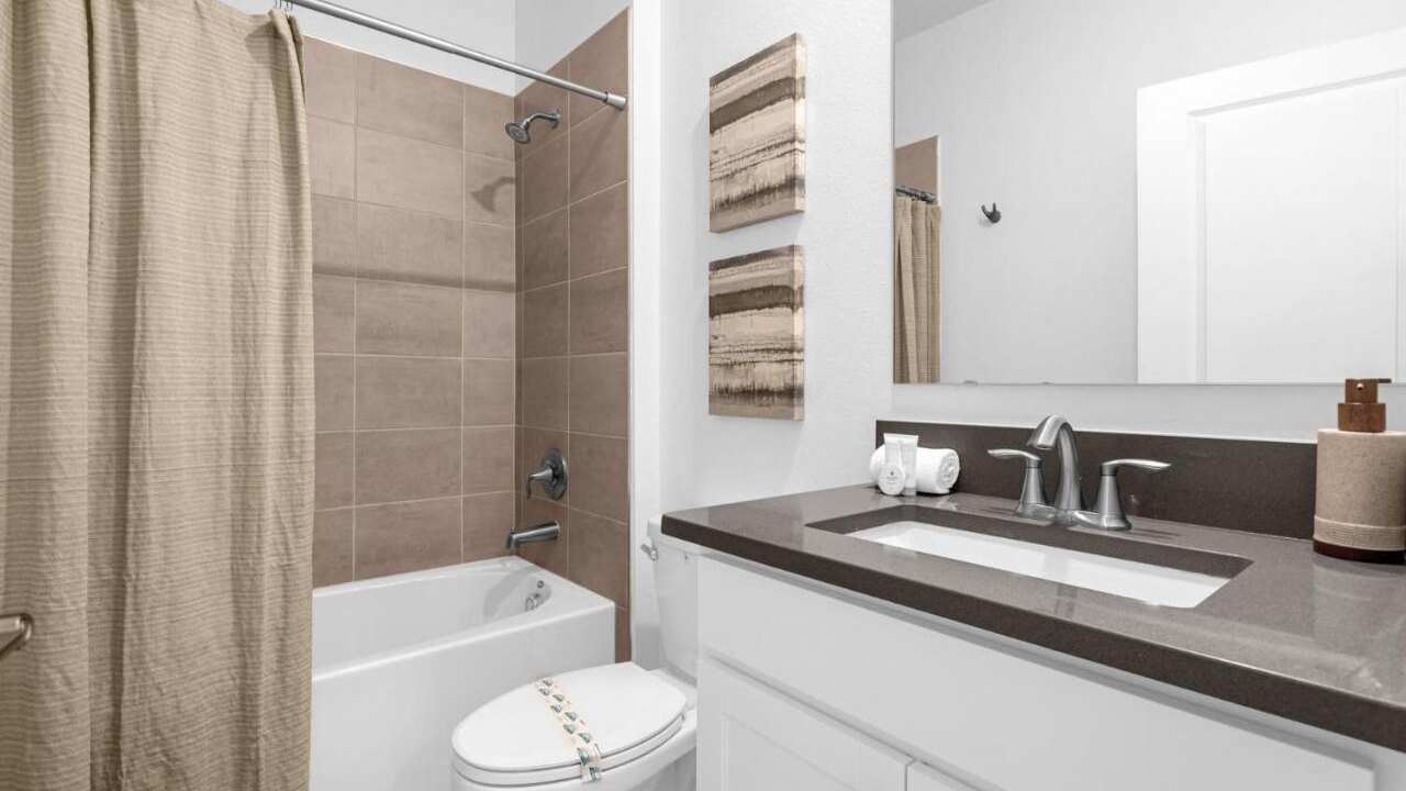 8901-M-5-Champions Gate - Image 16