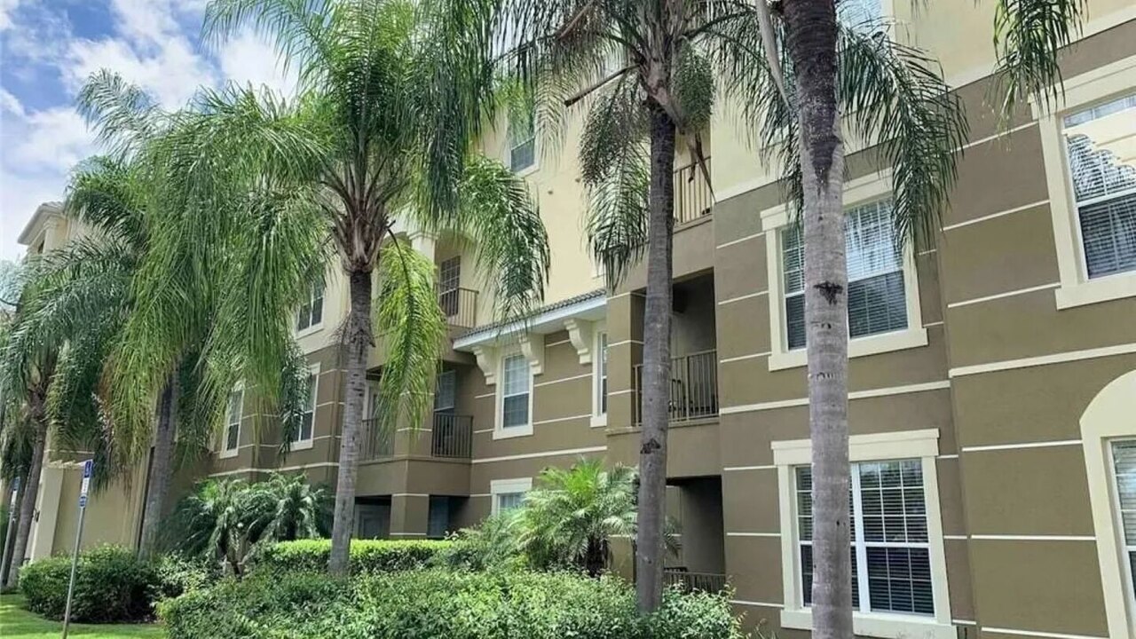 4102 Comfy 3-Bedroom Apt at Vista Cay 404 - Image 1