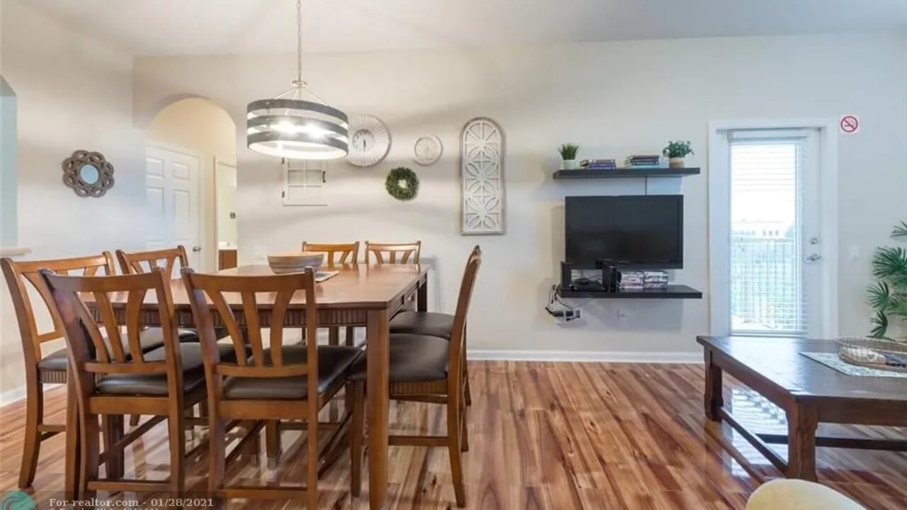 4102 Comfy 3-Bedroom Apt at Vista Cay 404 - Image 8