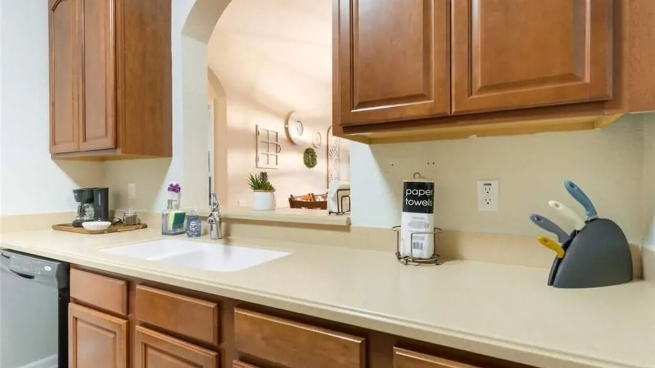 4102 Comfy 3-Bedroom Apt at Vista Cay 404 - Image 14