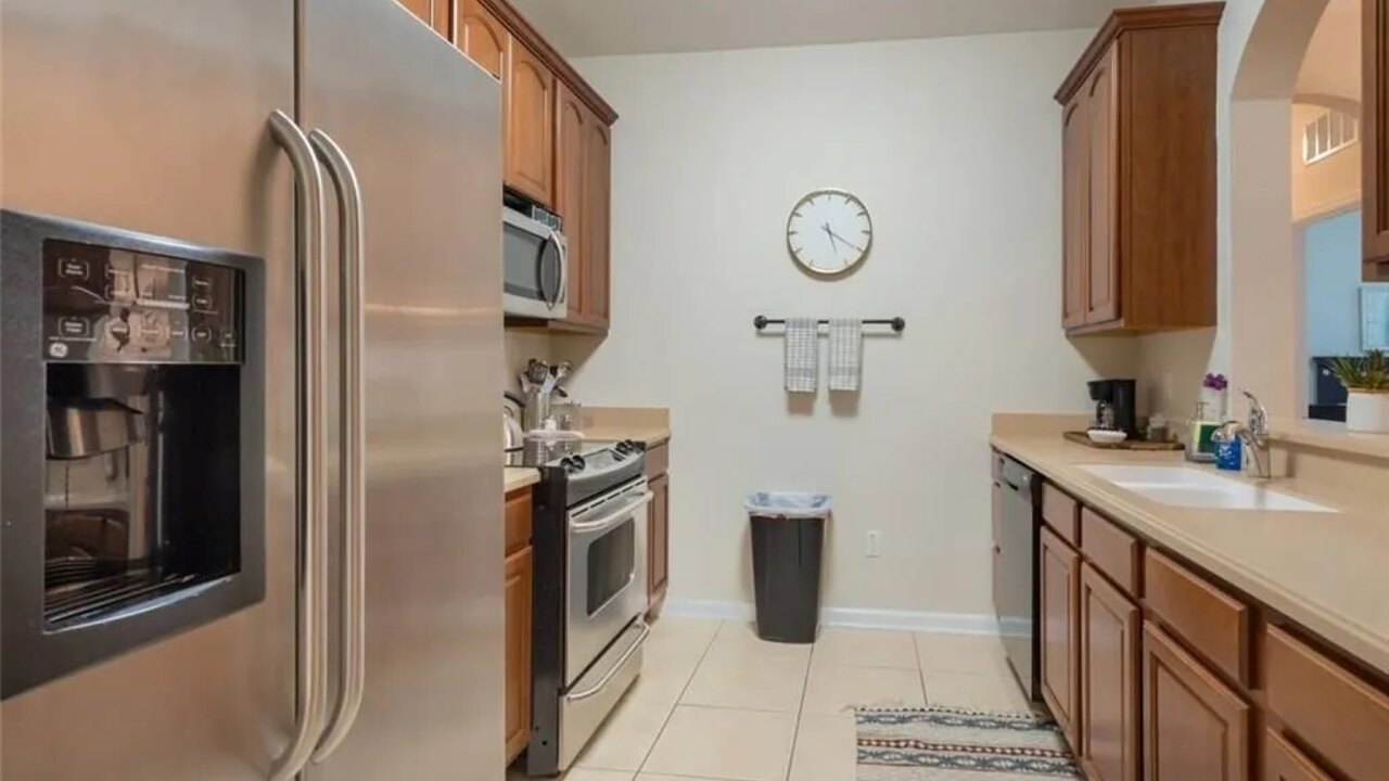 4102 Comfy 3-Bedroom Apt at Vista Cay 404 - Image 12