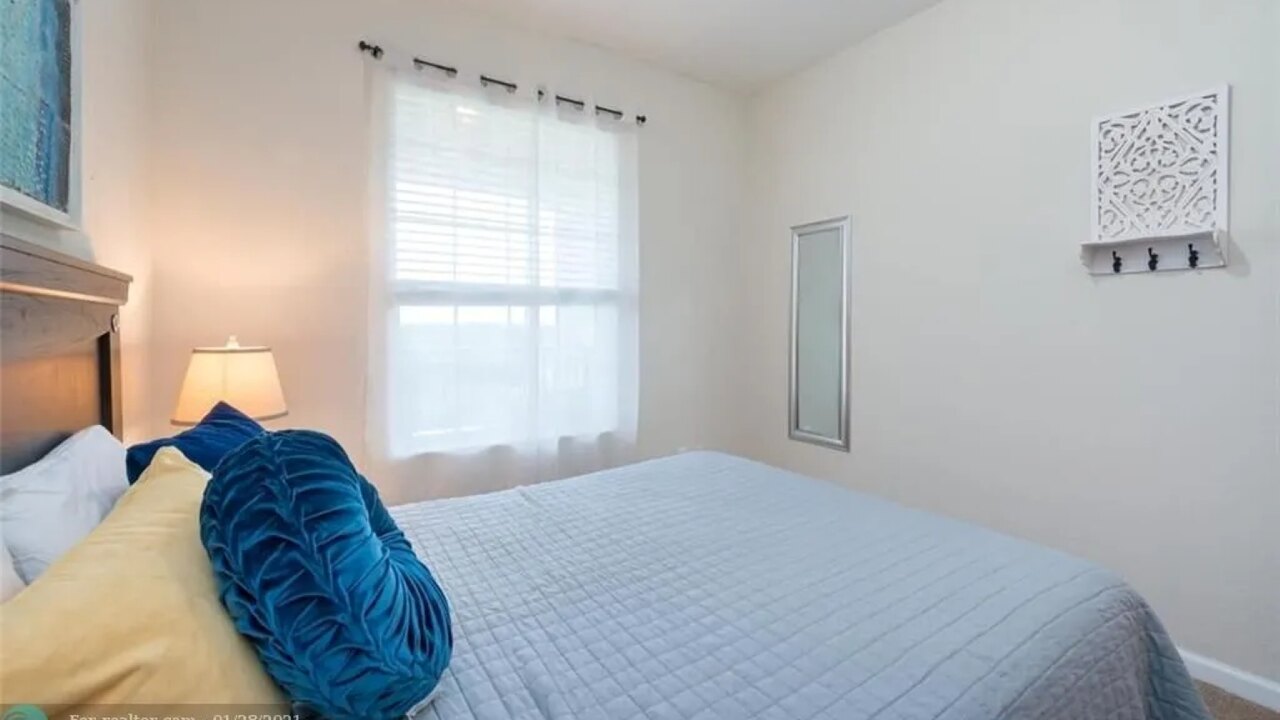 4102 Comfy 3-Bedroom Apt at Vista Cay 404 - Image 23