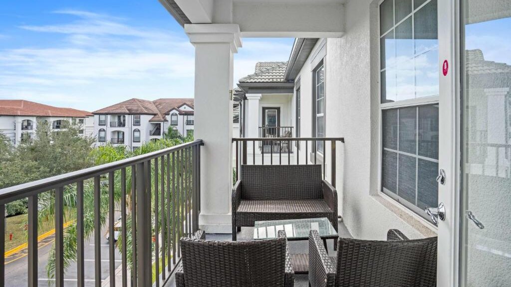 4102 Orlando Getaway 3bd 2ba Apt 409 - Image 23