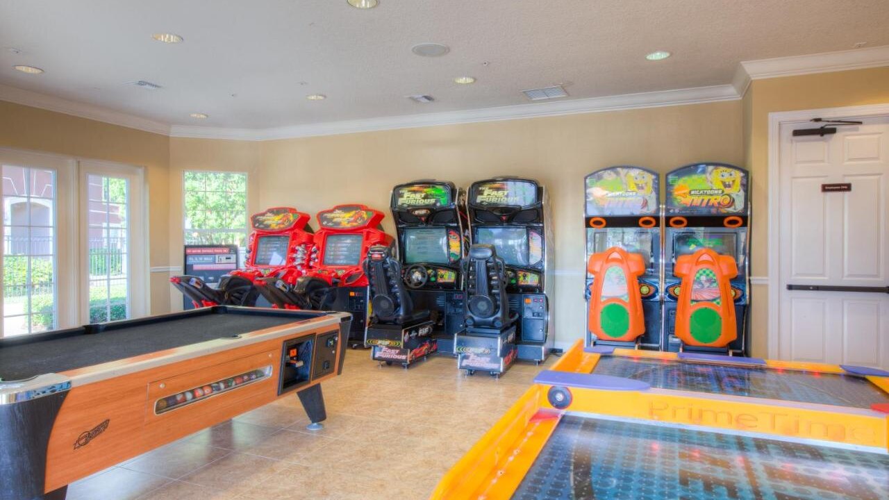 4102 Orlando Getaway 3bd 2ba Apt 409 - Image 29