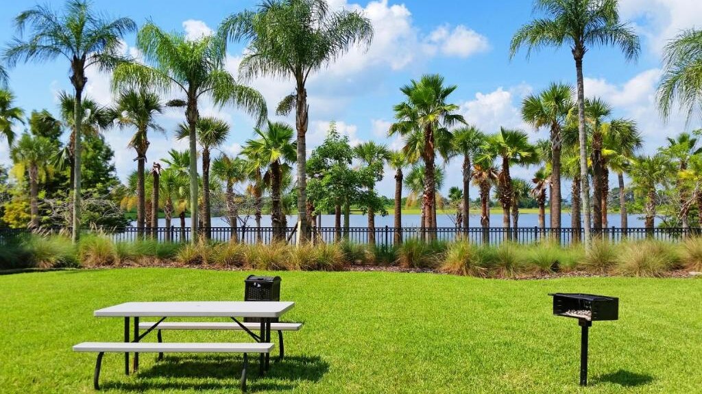 4102 Orlando Getaway 3bd 2ba Apt 409 - Image 32