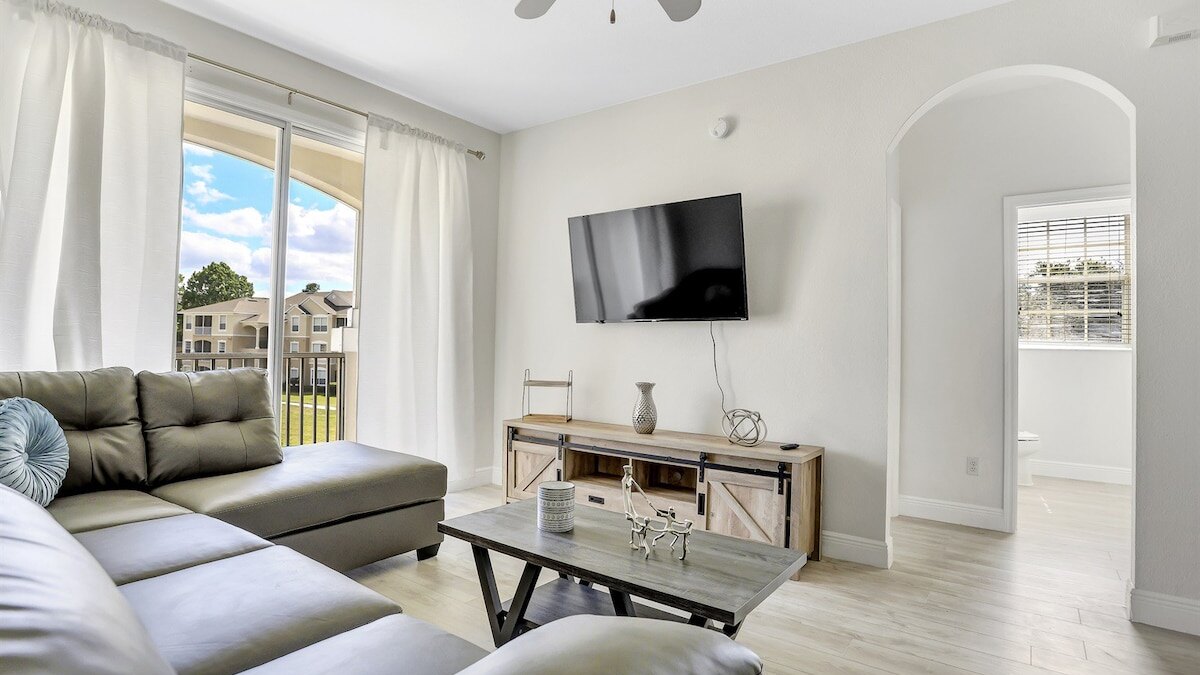 8102 Vacation getaway at Windsor - Image 8