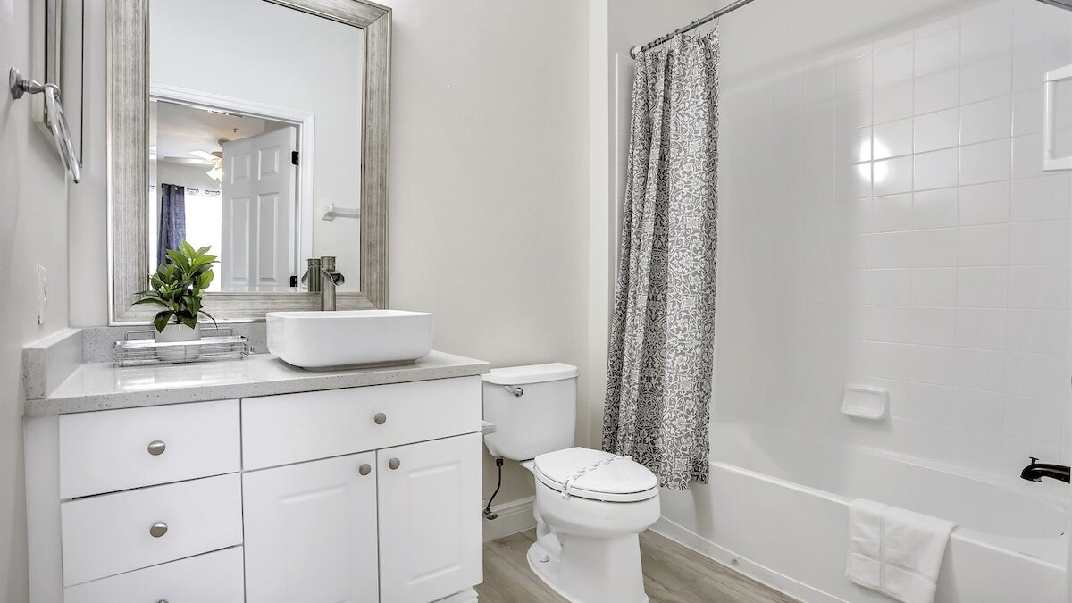 8102 Vacation getaway at Windsor - Image 23