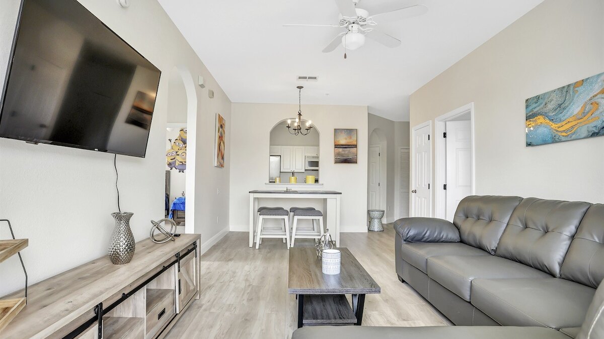 8102 Vacation getaway at Windsor - Image 9