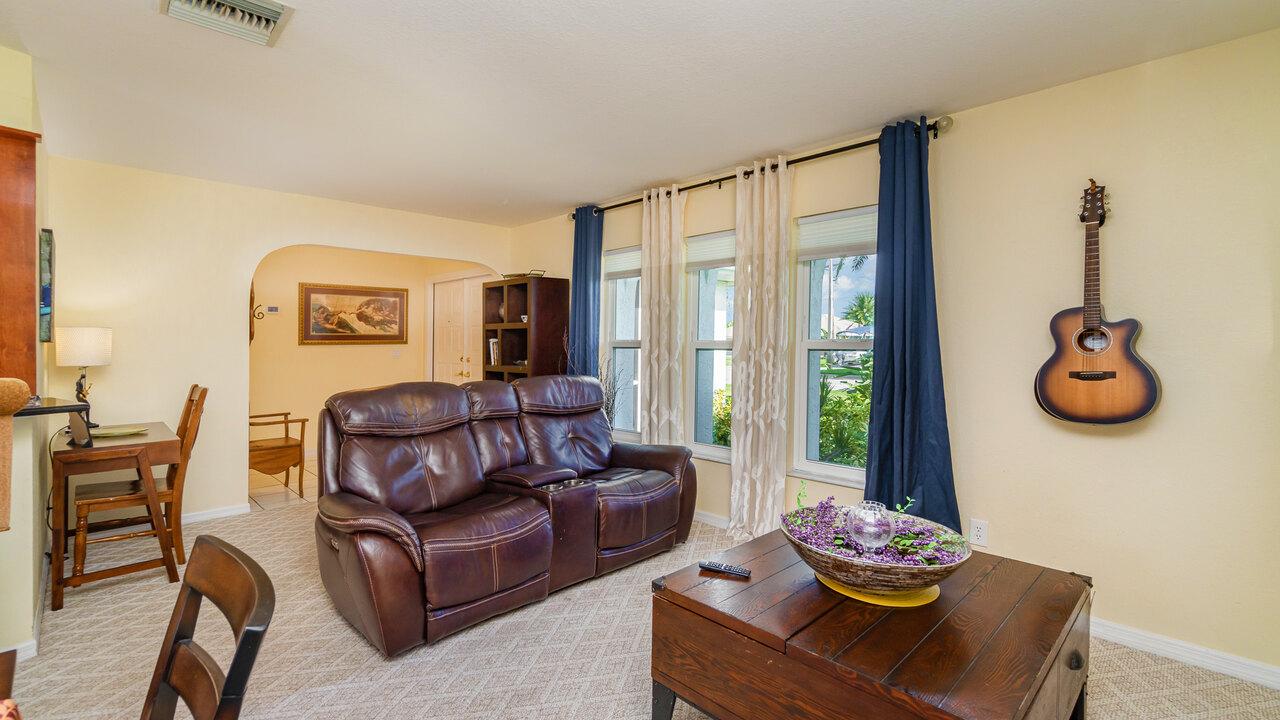 Paradise Getaway Villa - Image 6