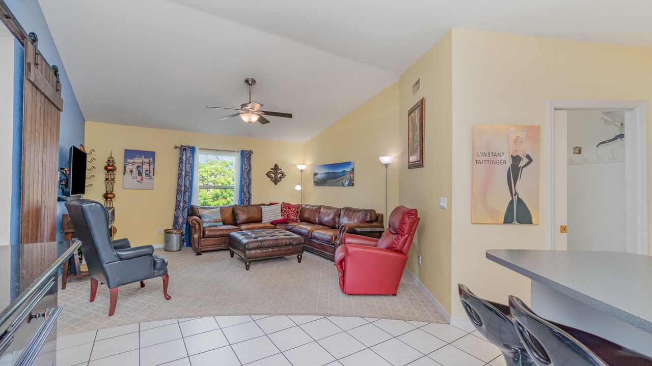 Paradise Getaway Villa - Image 8