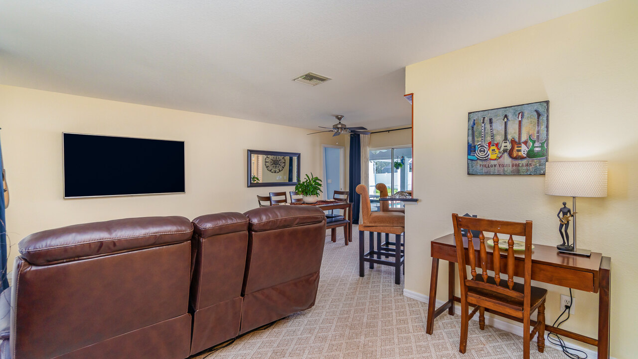 Paradise Getaway Villa - Image 9