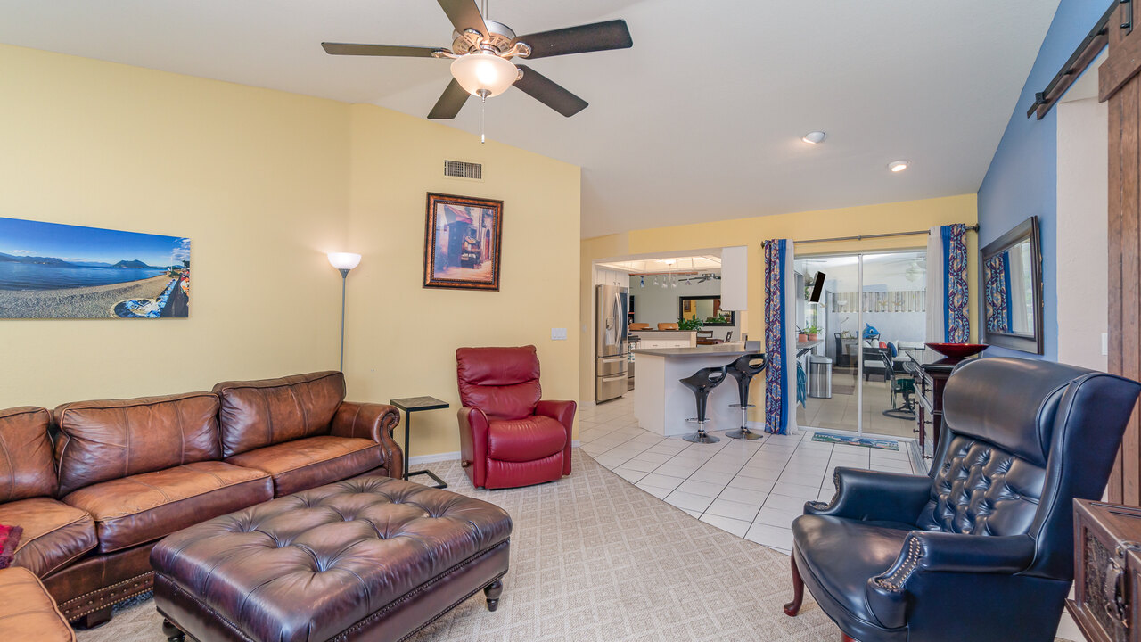 Paradise Getaway Villa - Image 10