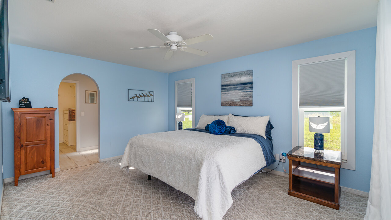 Paradise Getaway Villa - Image 15