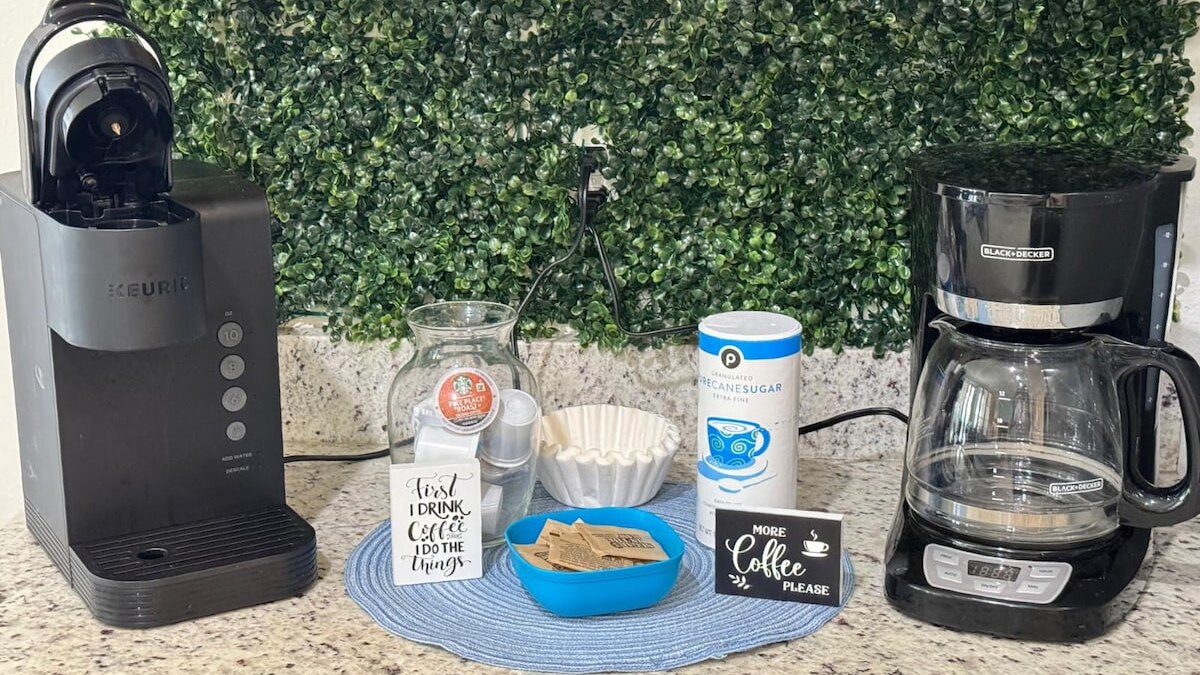 7053 Cozy retreat 5 bed-pool-movie - Image 10