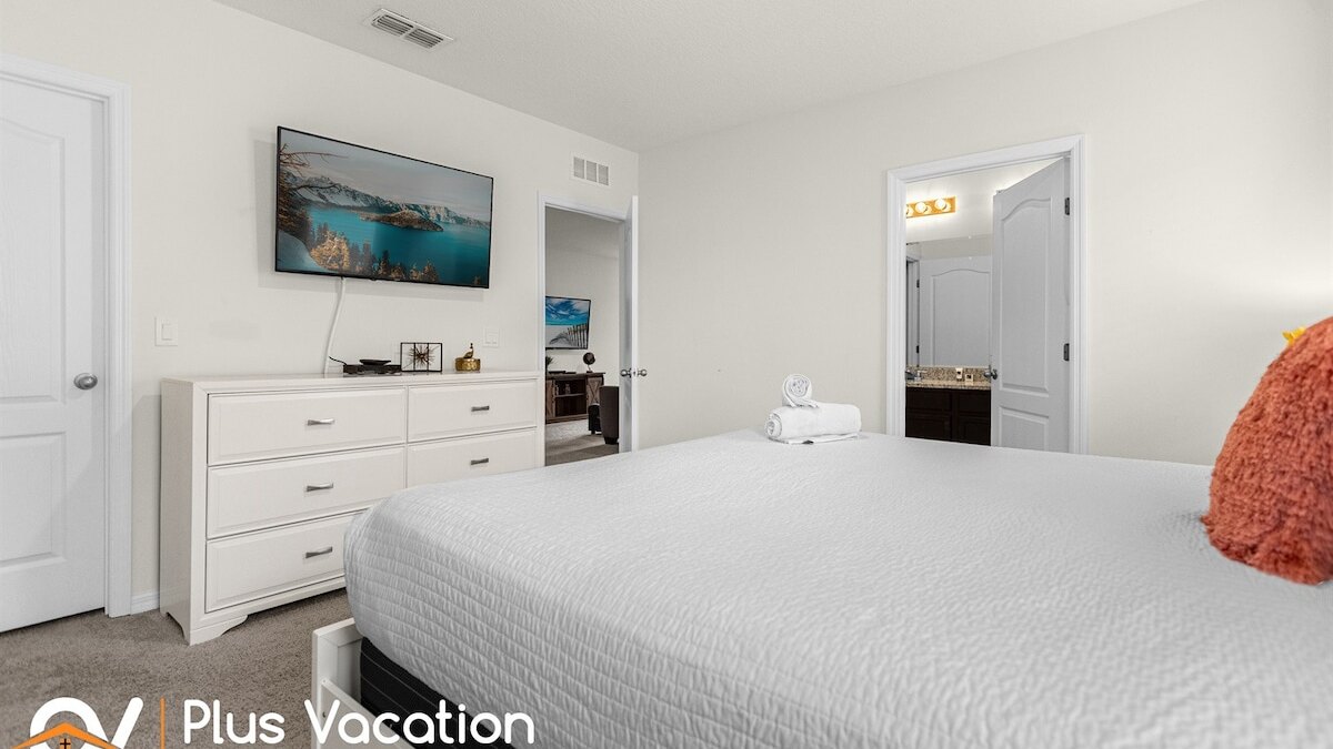 7053 Cozy retreat 5 bed-pool-movie - Image 14