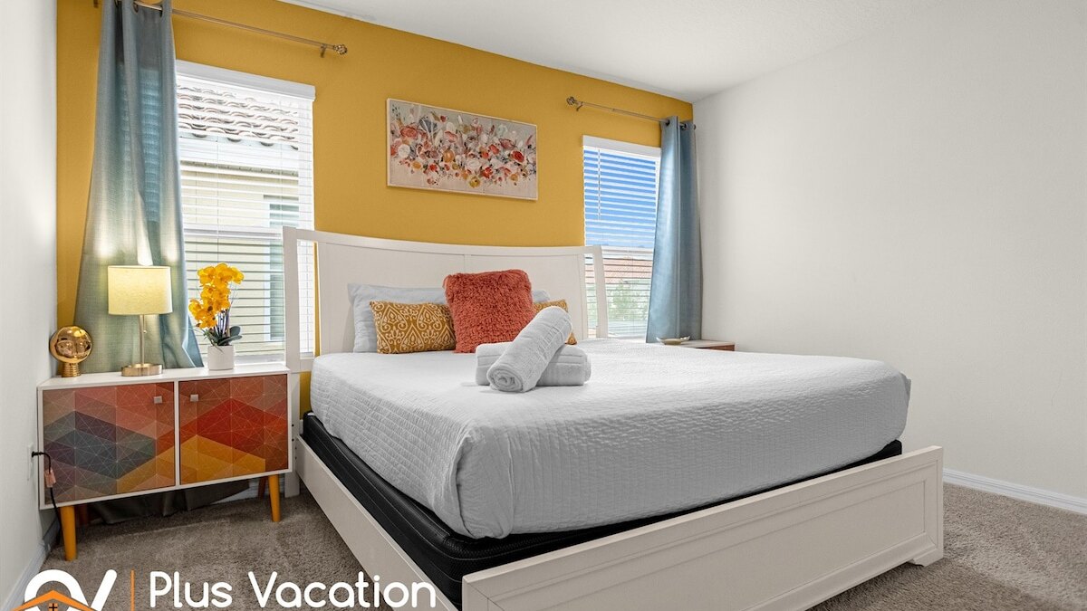 7053 Cozy retreat 5 bed-pool-movie - Image 13