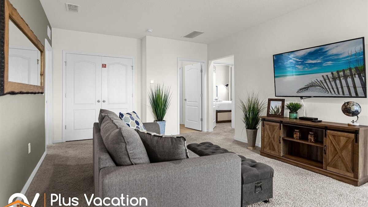 7053 Cozy retreat 5 bed-pool-movie - Image 21