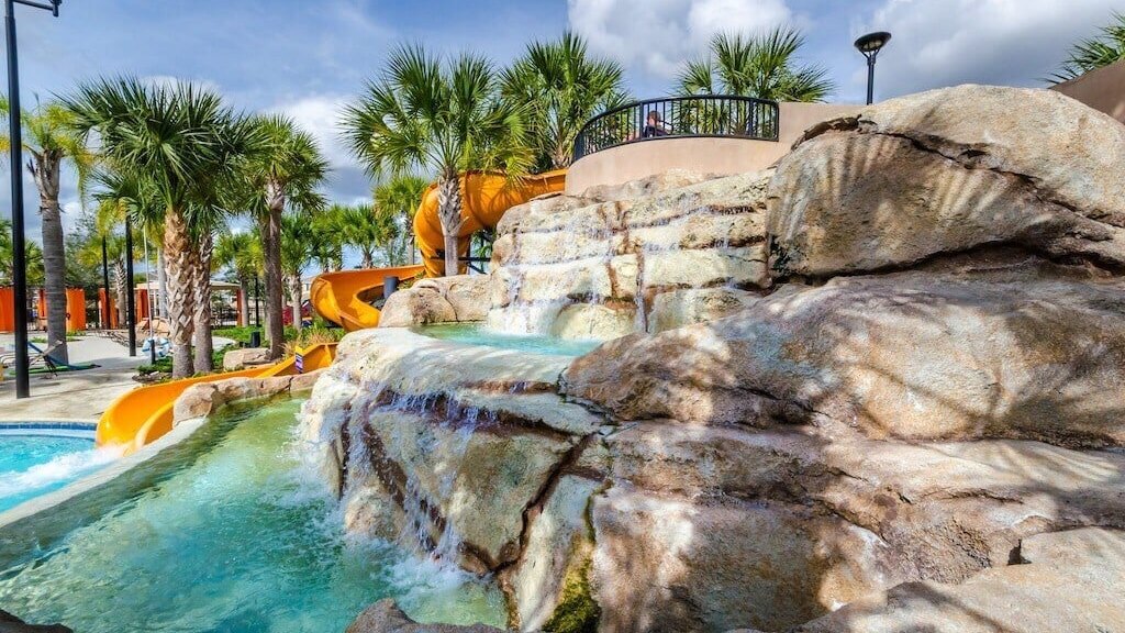 7053 Cozy retreat 5 bed-pool-movie - Image 46