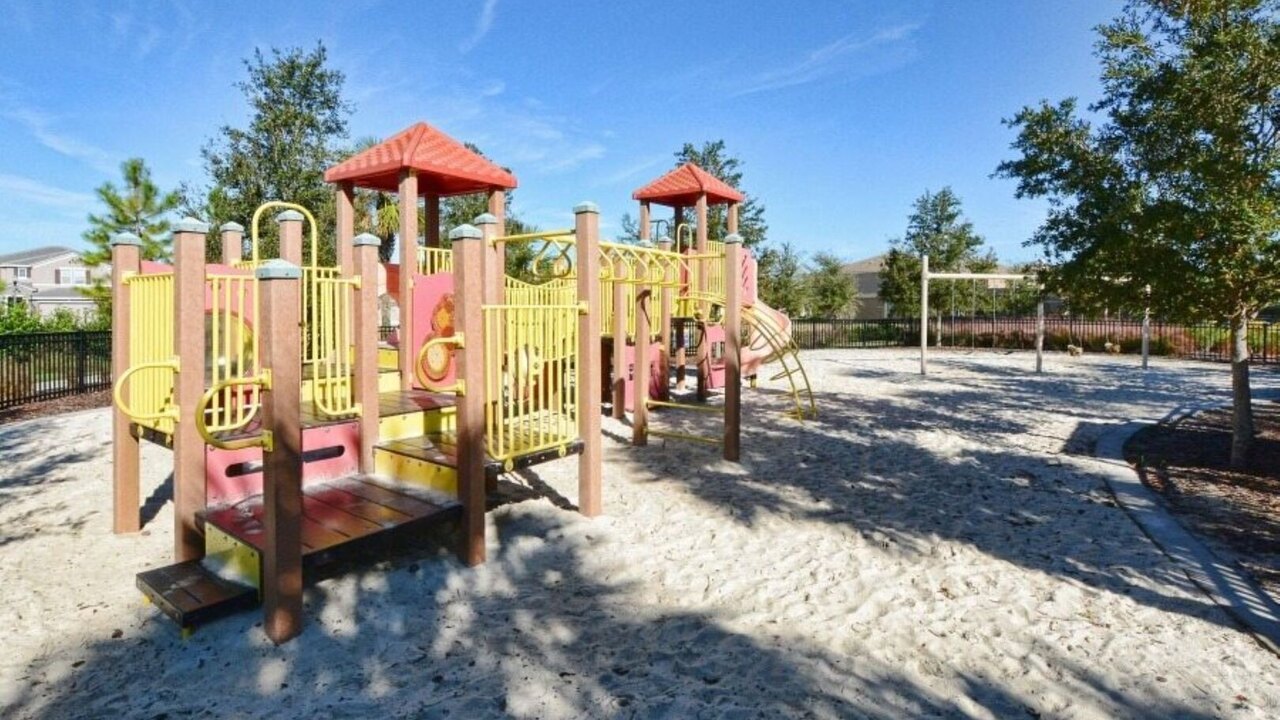 7053 Cozy retreat 5 bed-pool-movie - Image 58