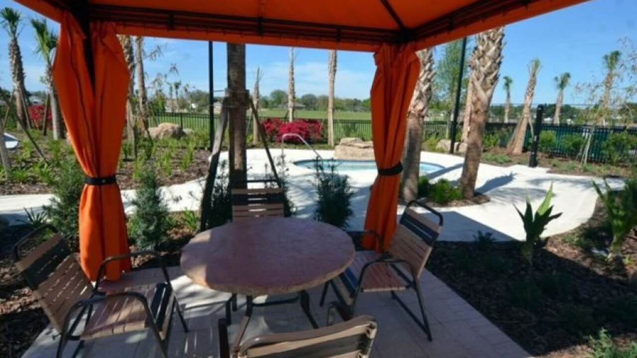 7053 Cozy retreat 5 bed-pool-movie - Image 60