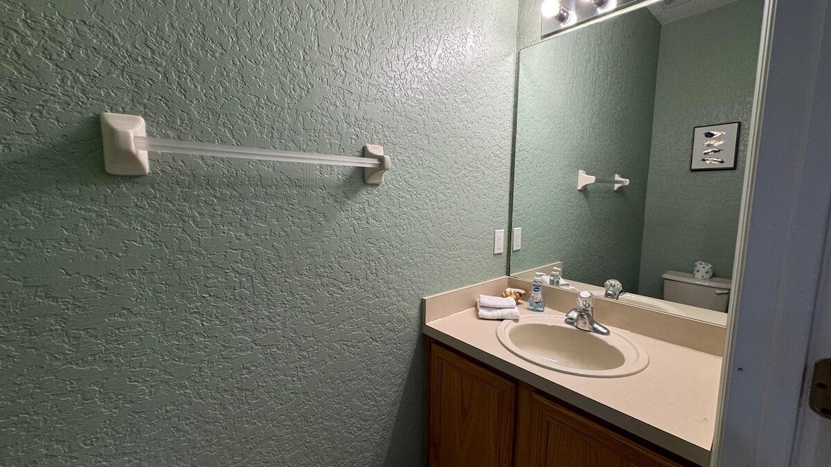 1307 Charming Regal Palms Villa - Image 45