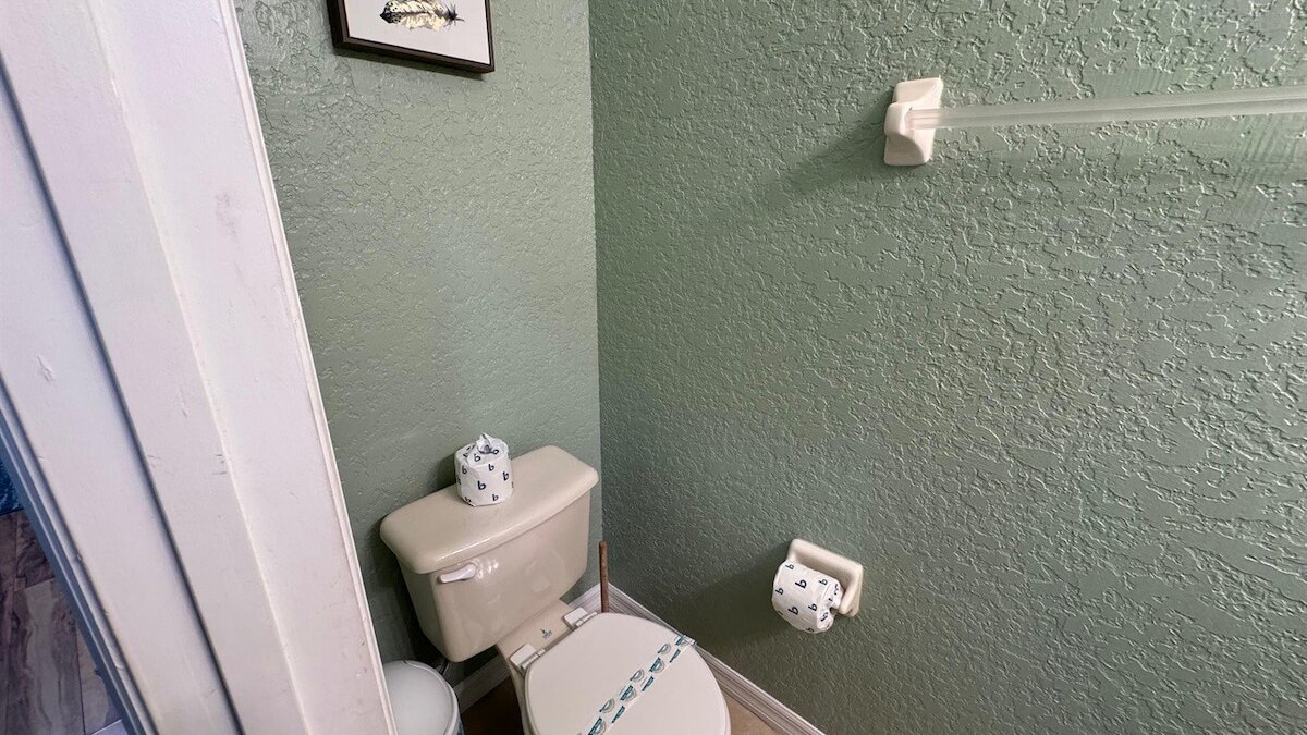 1307 Charming Regal Palms Villa - Image 44