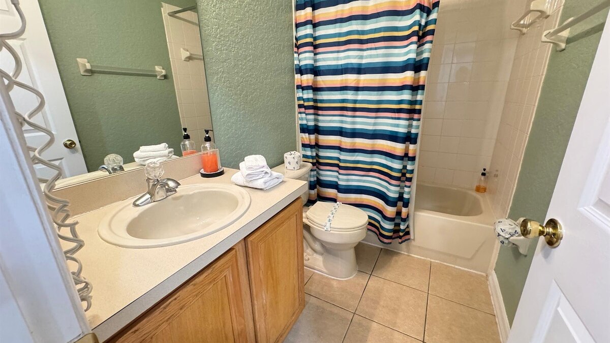 1307 Charming Regal Palms Villa - Image 48