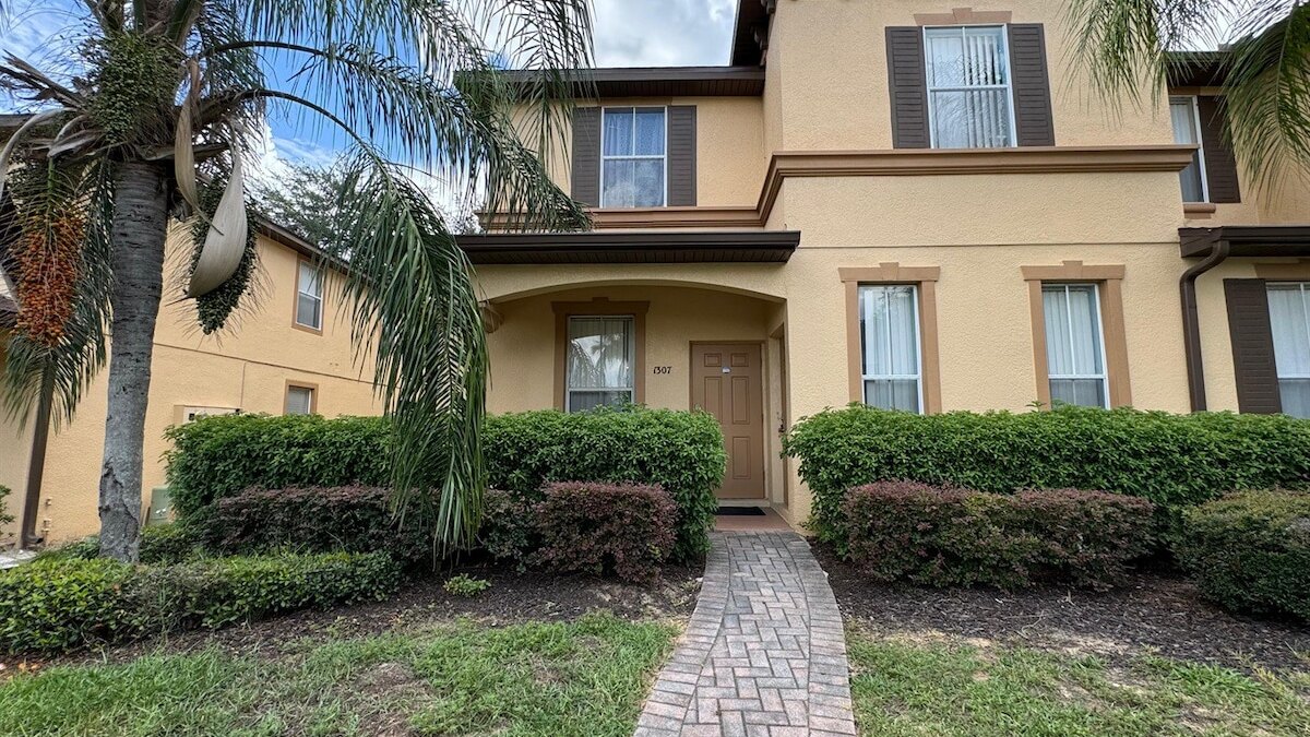 1307 Charming Regal Palms Villa - Image 55