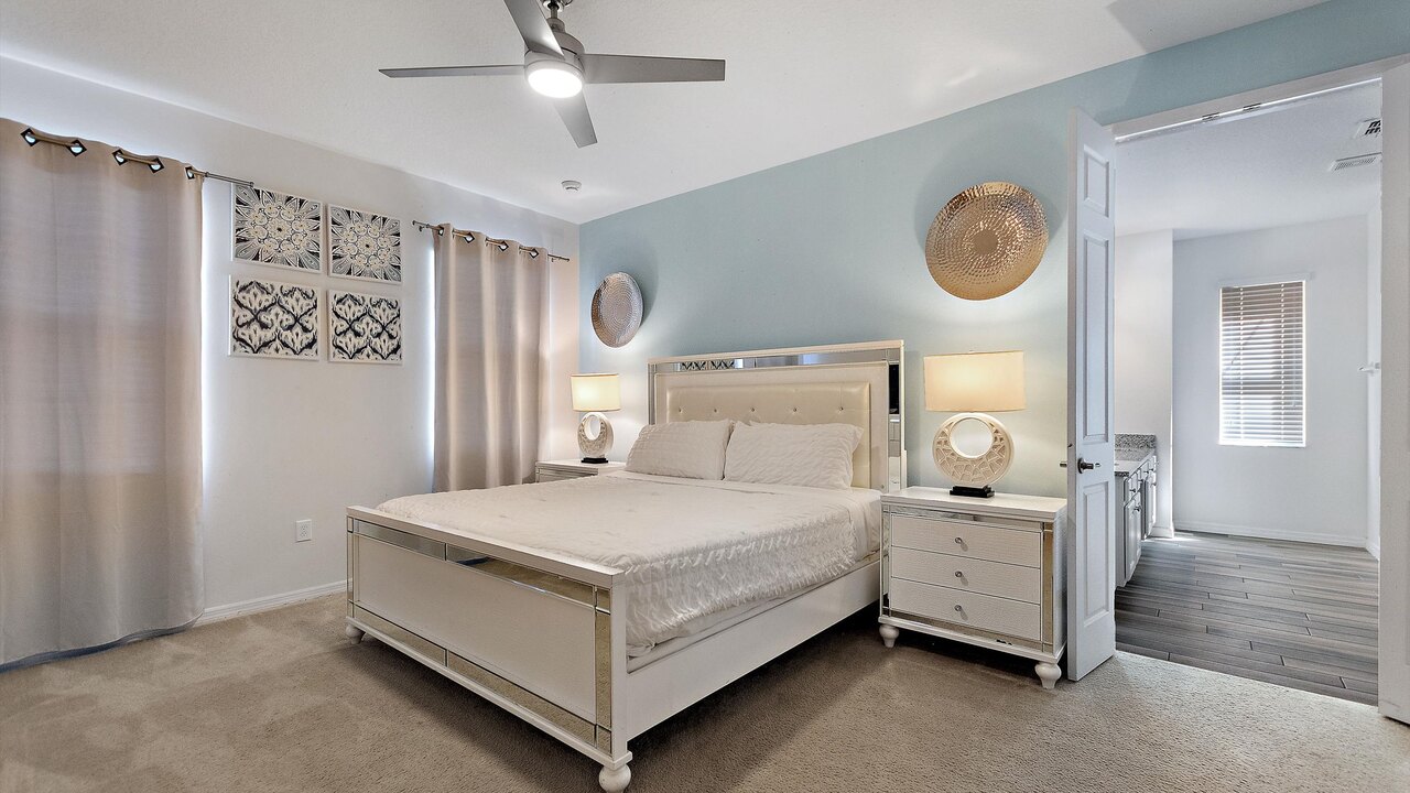 7012 Luxury 11-Bedroom Retreat in Resort - Close to Disney - Image 10