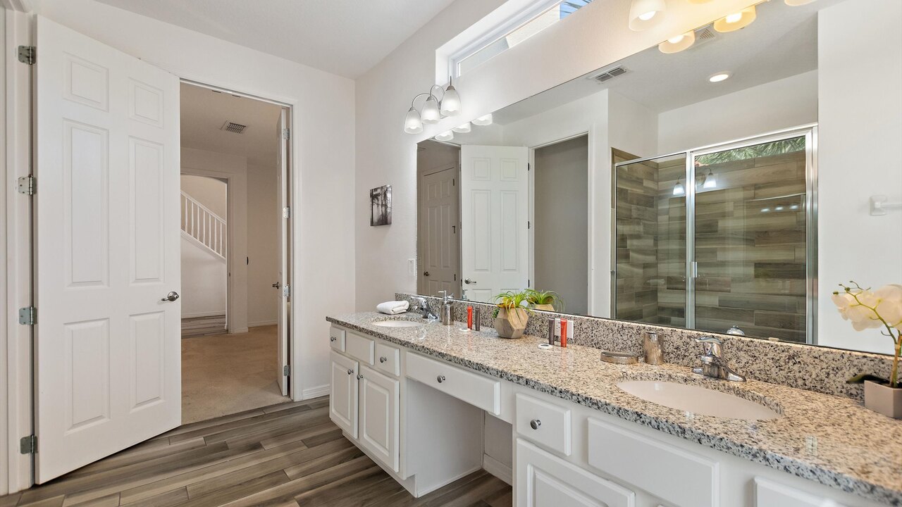 7012 Luxury 11-Bedroom Retreat in Resort - Close to Disney - Image 13