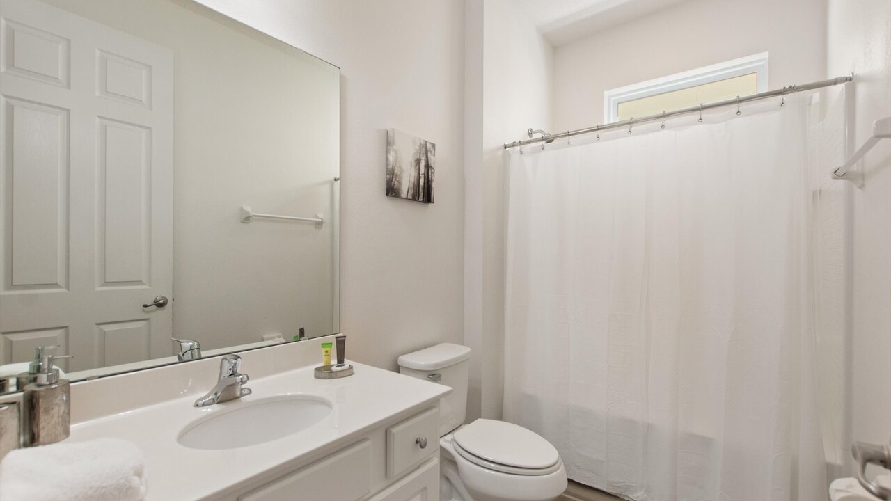 7012 Luxury 11-Bedroom Retreat in Resort - Close to Disney - Image 17