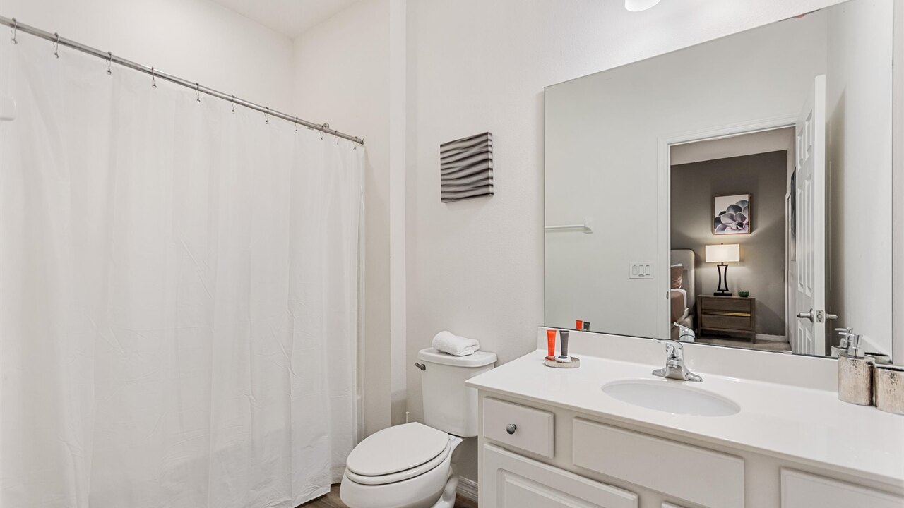 7012 Luxury 11-Bedroom Retreat in Resort - Close to Disney - Image 24