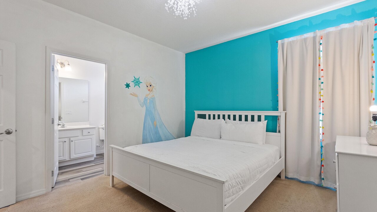 7012 Luxury 11-Bedroom Retreat in Resort - Close to Disney - Image 28