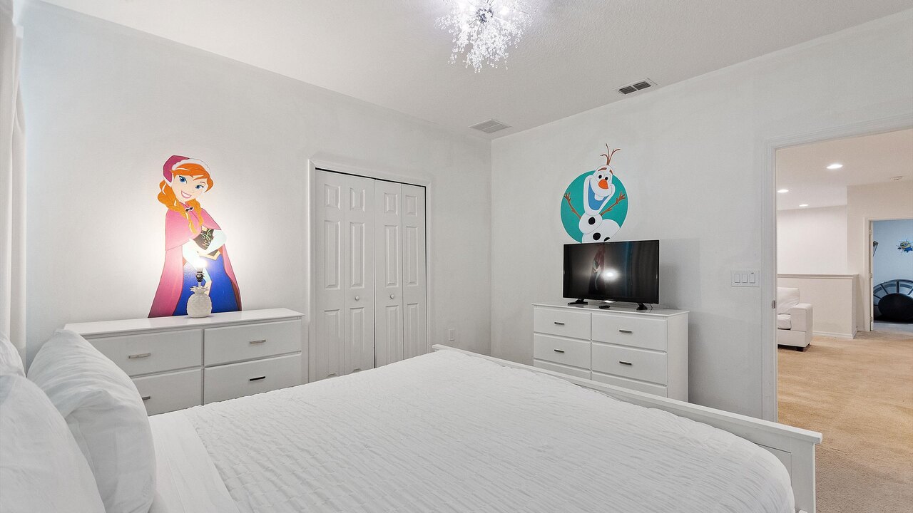 7012 Luxury 11-Bedroom Retreat in Resort - Close to Disney - Image 29