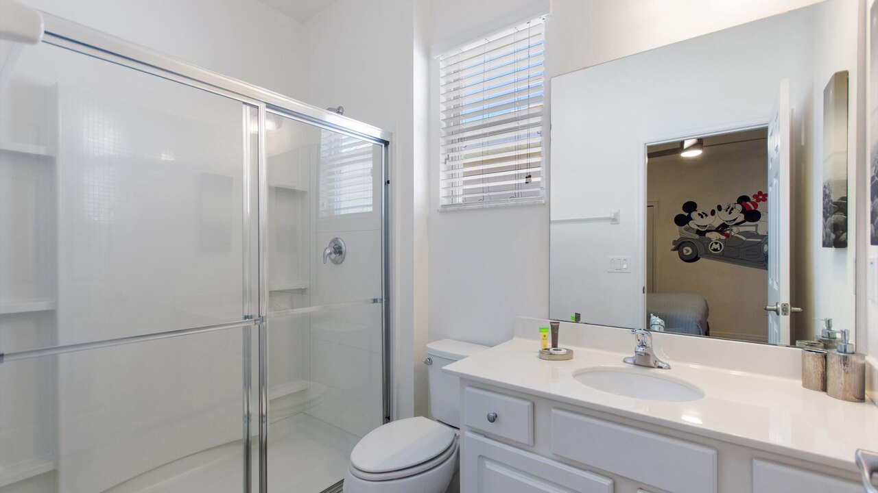 7012 Luxury 11-Bedroom Retreat in Resort - Close to Disney - Image 41