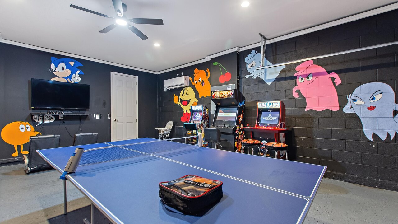 7012 Luxury 11-Bedroom Retreat in Resort - Close to Disney - Image 46