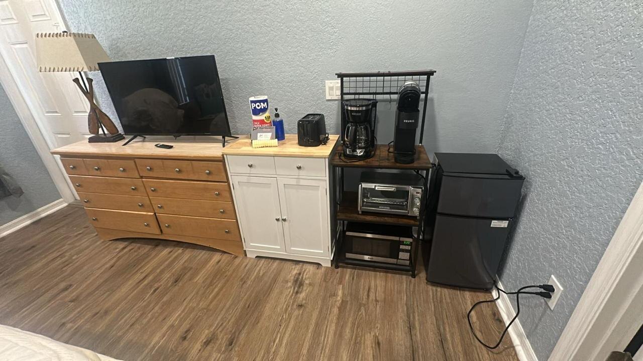 1307 Cozy Studio Retreat at Regal Palms Resort - Image 6