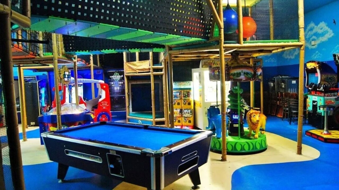 1307 Cozy Studio Retreat at Regal Palms Resort - Image 61