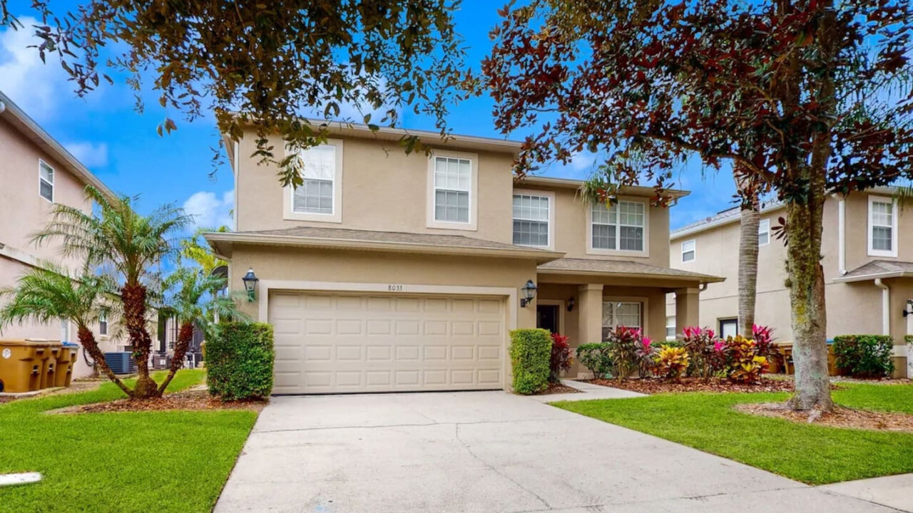 8033 Acadia Estates Court - Image 2