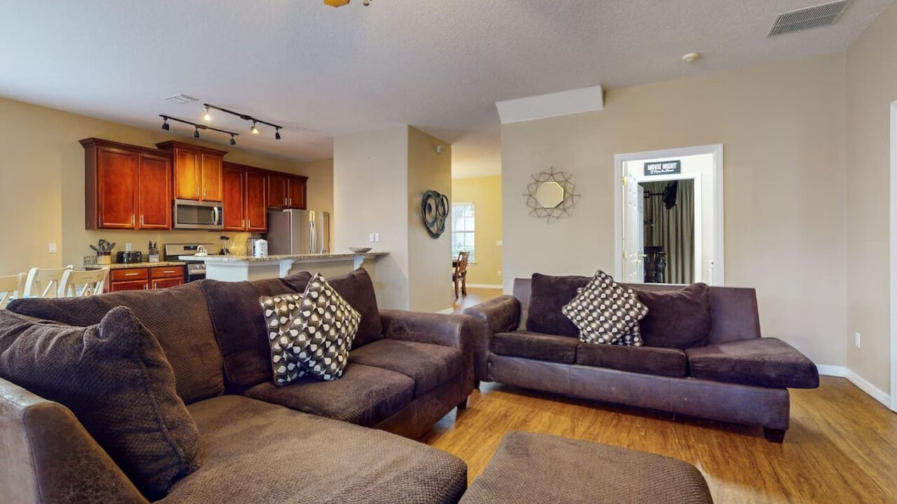 8033 Acadia Estates Court - Image 6