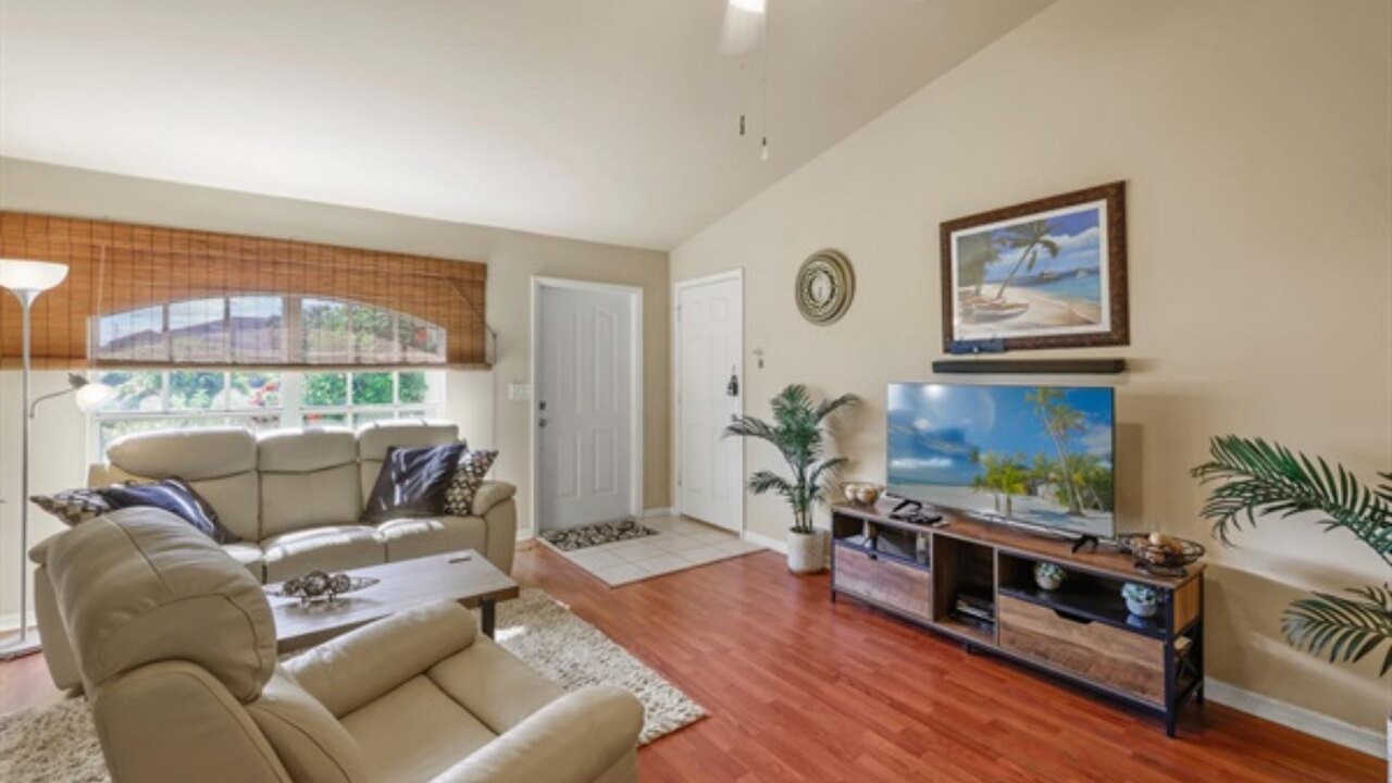 Pine Island Villa - Image 3