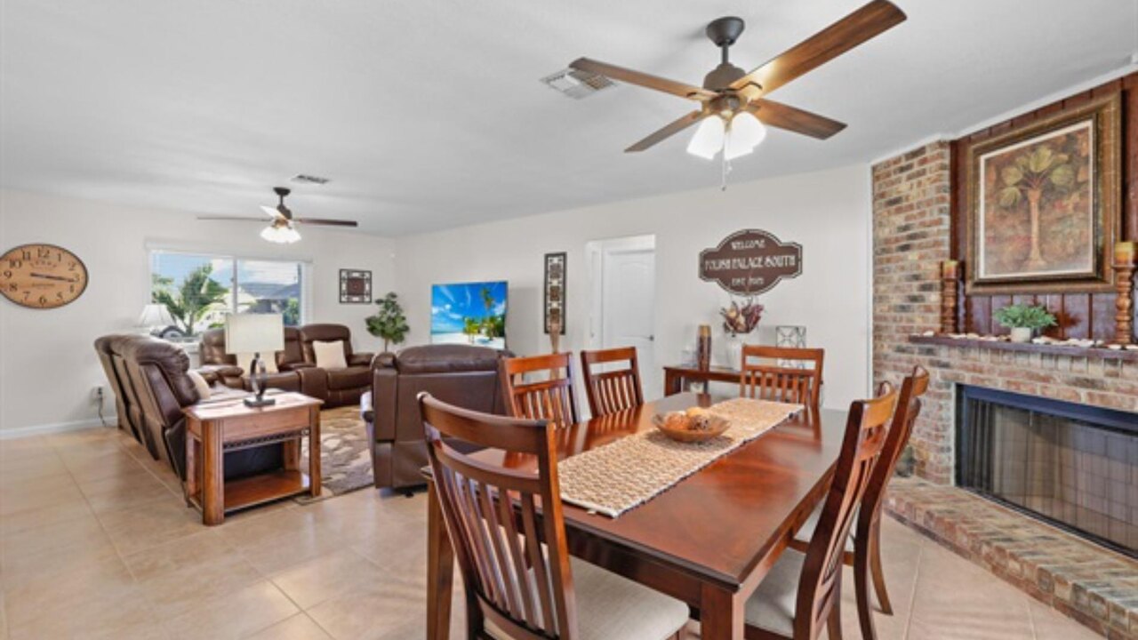 Polish Palace South Villa - Image 8