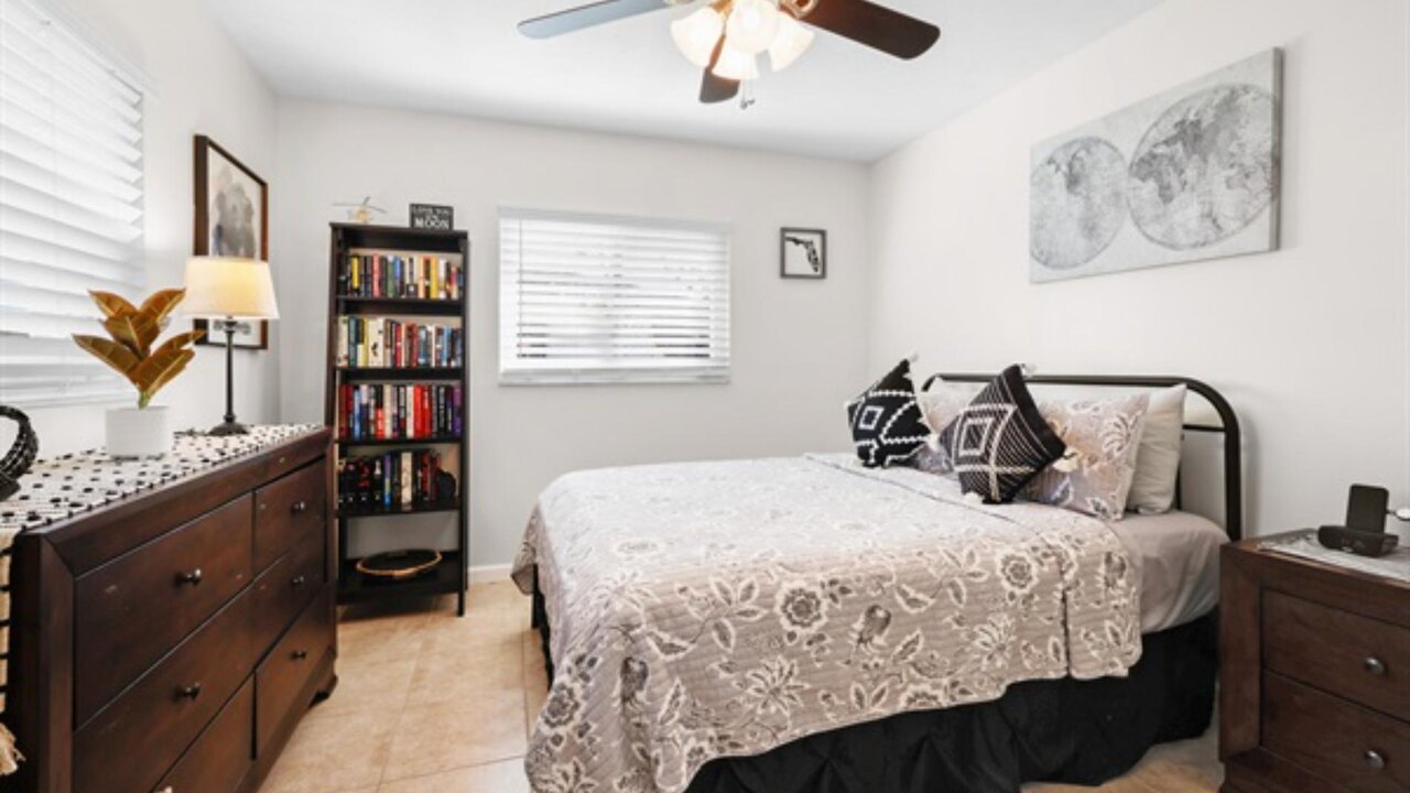 Polish Palace South Villa - Image 19