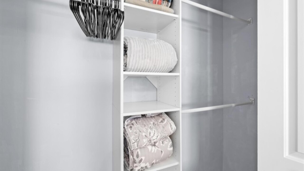 Polish Palace South Villa - Image 25