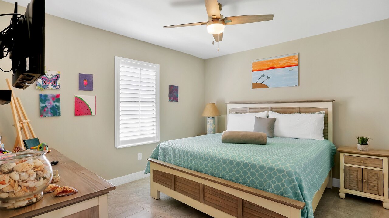 Salty Fins Villa - Image 16