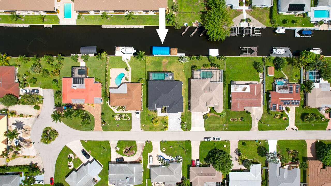 Salty Fins Villa - Image 32