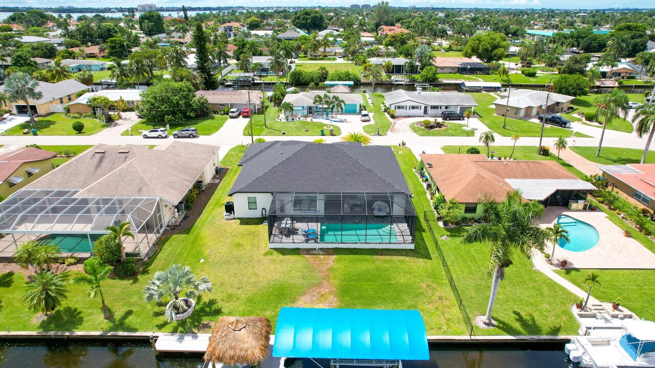 Salty Fins Villa - Image 31