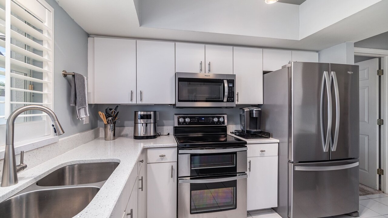 Serenity Haven Villa - Image 13